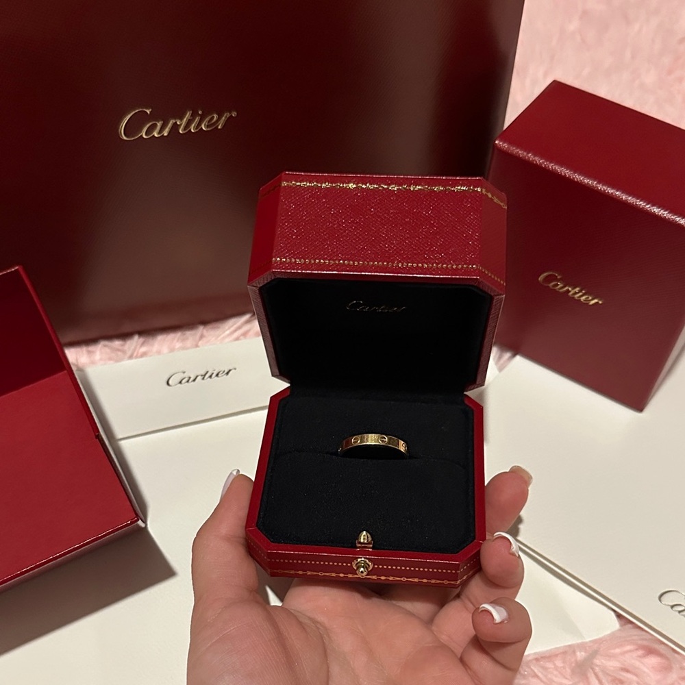 Cartier Gold Band in Elegant Red Case
